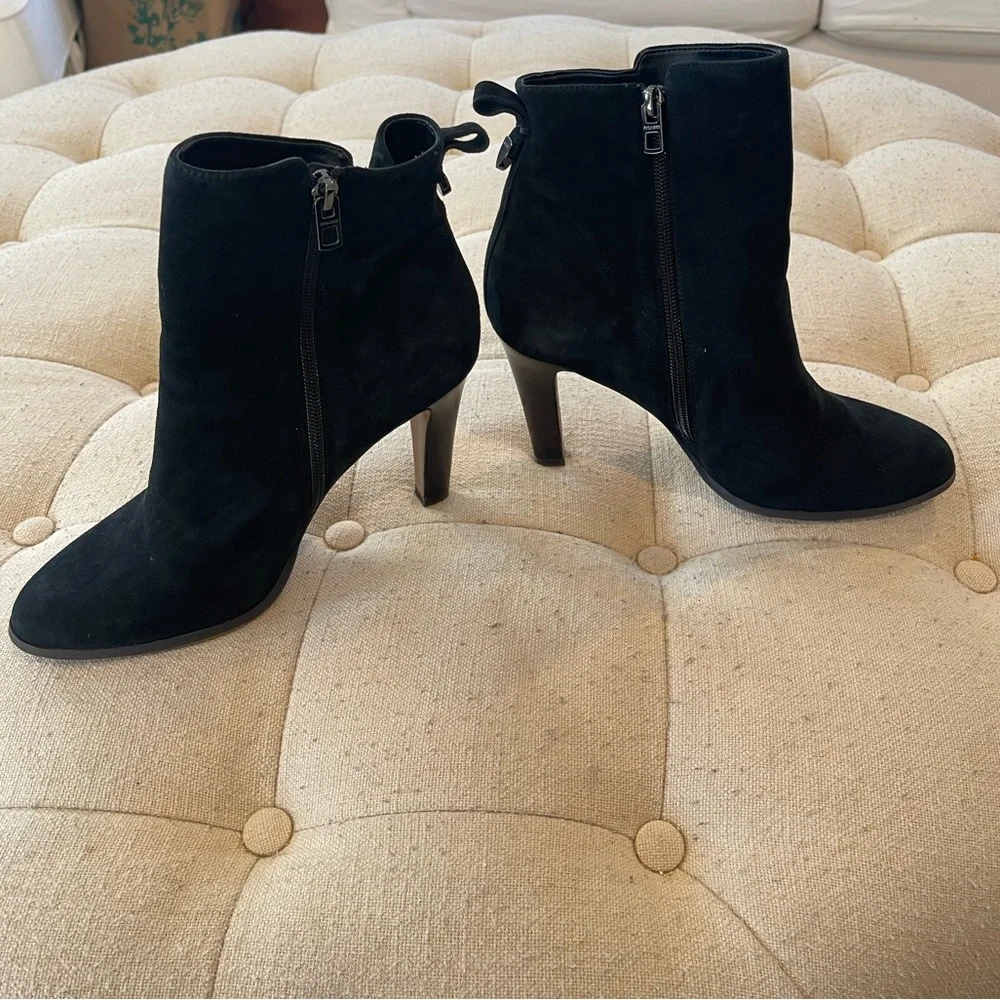 Coach women’a black suede high heel booties - Picture 10 of 13